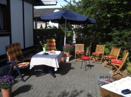 Ferienhaus EifelPur, Hotel in Ahrdorf