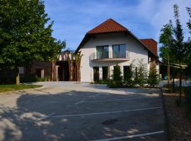 Hotel Rakar, hotel v destinaci Trebnje