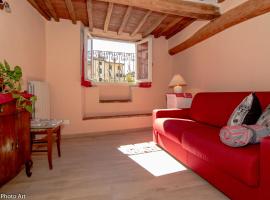 Casa Anfiteatro，位于卢卡的酒店