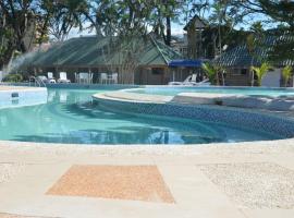 Hotel 45 Beach Resort, hotel en Bauang