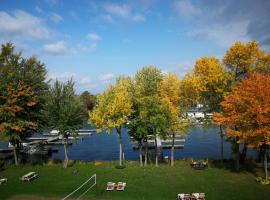 Condo de L'Oberge, hotel s vířivkou v destinaci Magog-Orford