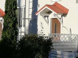 Syväraumankatu 32 as 3，位于劳马的酒店