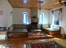 Petroto house