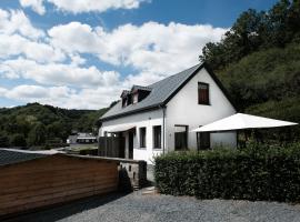 Basic vakantiehuisje op val d'Or, kemp v destinaci Enscherange
