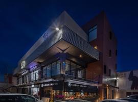 ROOM Hotel & Suites, Hotel in Puebla