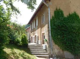 Gîte l'école est finie 6 personnes 4pièces