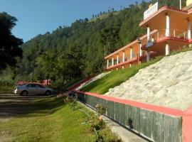 Hotel Mountain Track - Taranna Balakot, hotel a Bāla Pīr Ziārat