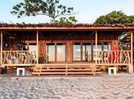 Crusoe Cabins Casobe
