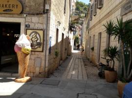 Heart of Vis and Kut area Apartman Romandic