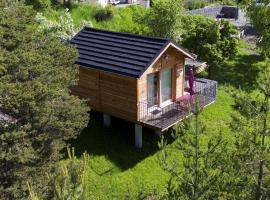 Clos Shambhala-Chalet d'h&ocirc;tes, chalet i Saint-Jean-Saint-Nicolas