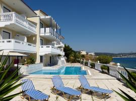 Ostria Seaside Studios and Apartments, hôtel à Katarráktis