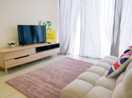 Trefoil Setia Alam- Simple No 5- Near Setia City Mall & Convention Centre, hotel v destinaci Setia Alam