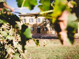 Agriturismo Vitae, hotel com estacionamento em Fabbrico