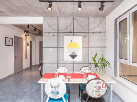 Dalian Jinzhou·Baisheng Shopping Mall· Locals Apartment 00165460, Hotel in Jinzhou