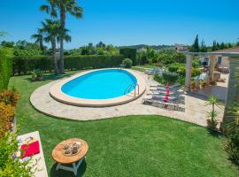 Owl Booking Villa Coloma - Luxury Retreat with Huge Pool、ポルト・ダ・ポリェンサのホテル