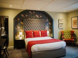 The Globe, boutique hotel in Warwick