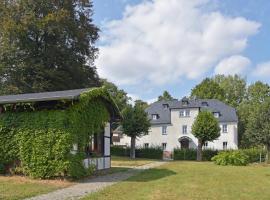 Parkhotel Ebersdorf, bed & breakfast σε Ζάαλμπουρκ