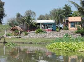 Baan Din Baramee Resort, hotel di Kamphaeng Phet