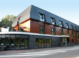 Fletcher Hotel-Restaurant De Kempen, hotel with parking in Reusel