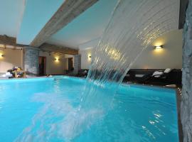 拉羅卡斯波特斑納斯里酒店，夏特林的飯店