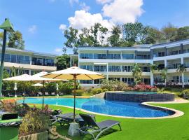 KB Apartments Karon Beach by PHR, hotel con jacuzzi en Karon Beach