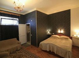 Guesthouse Raisa, hotel u blizini znamenitosti 'Državni muzej Ilia Chavchavadze' u gradu 'Kvareli'