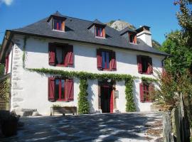 Les gerbes, hotel di Arras-en-Lavedan