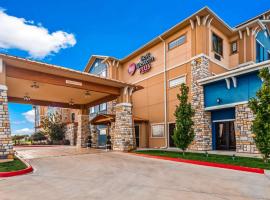 Best Western Plus Emerald Inn & Suites, hotel en Garden City