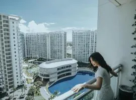 Azure Urban Resort Residences - The Paris Hilton Beach Club