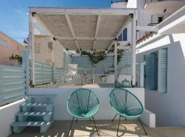 moonhouse, holiday home in Skiathos Town