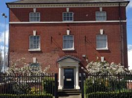 Peel House Apartments, hotel bajet di Burton upon Trent