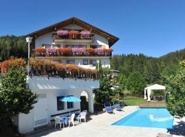 Hotel Langeshof, hotel i Anterivo