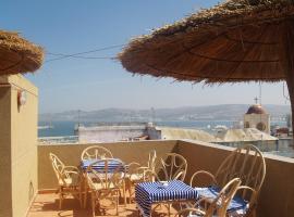 TanjaLucia Hostel, hotell i Tanger