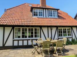8 The Whinlands, hotel in Thorpeness
