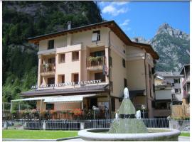 Hotel ristorante Bucaneve, hotel en Val Masino