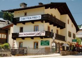 SnowBunnys BackPackers Hostel – hotel w mieście Kitzbühel