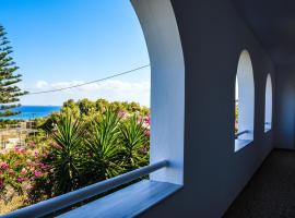 United blue Resorts - White Sand, hótel í Karteros