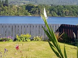 Airanloch Bed & Breakfast, Loch Ness, Adult Only, hotelli kohteessa Lochend