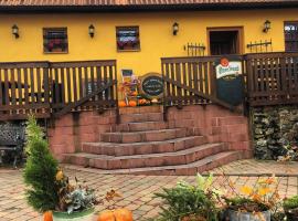 Penzion Hrádecký Dvůr, homestay in Pilsen