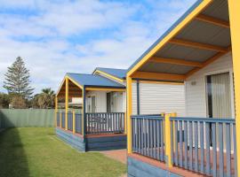 Belair Gardens Caravan Park, resort village in Geraldton