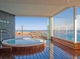 Suites del Mar by Melia, spa hotel in Alicante