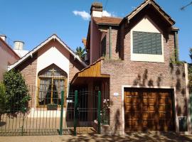 Bed & breakfast Familia San Martín, hotel in Vicente López