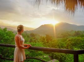 Quetzal Dorado Eco-Lodge, lodge en Zaino