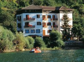 Hotel Acquevive, hotell i Scanno