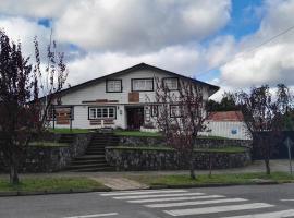 Hostal Triwe, hotel poblíž významného místa Puerto Octay, Puerto Octay