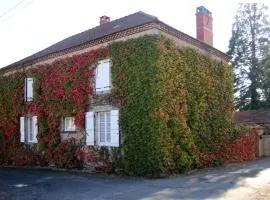 Au Relais de Nèche.