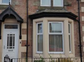 SPRINGBANK Holiday Home, holiday home in Inverness