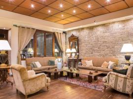 Country Club Hotel & Suites, hotel in Mikro Chorio