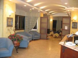 Hotel La Fonte, hotell i Osimo