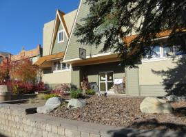 Kimberley Downtown Accommodation, hotel cerca de Tamarack Double Chair, Kimberley